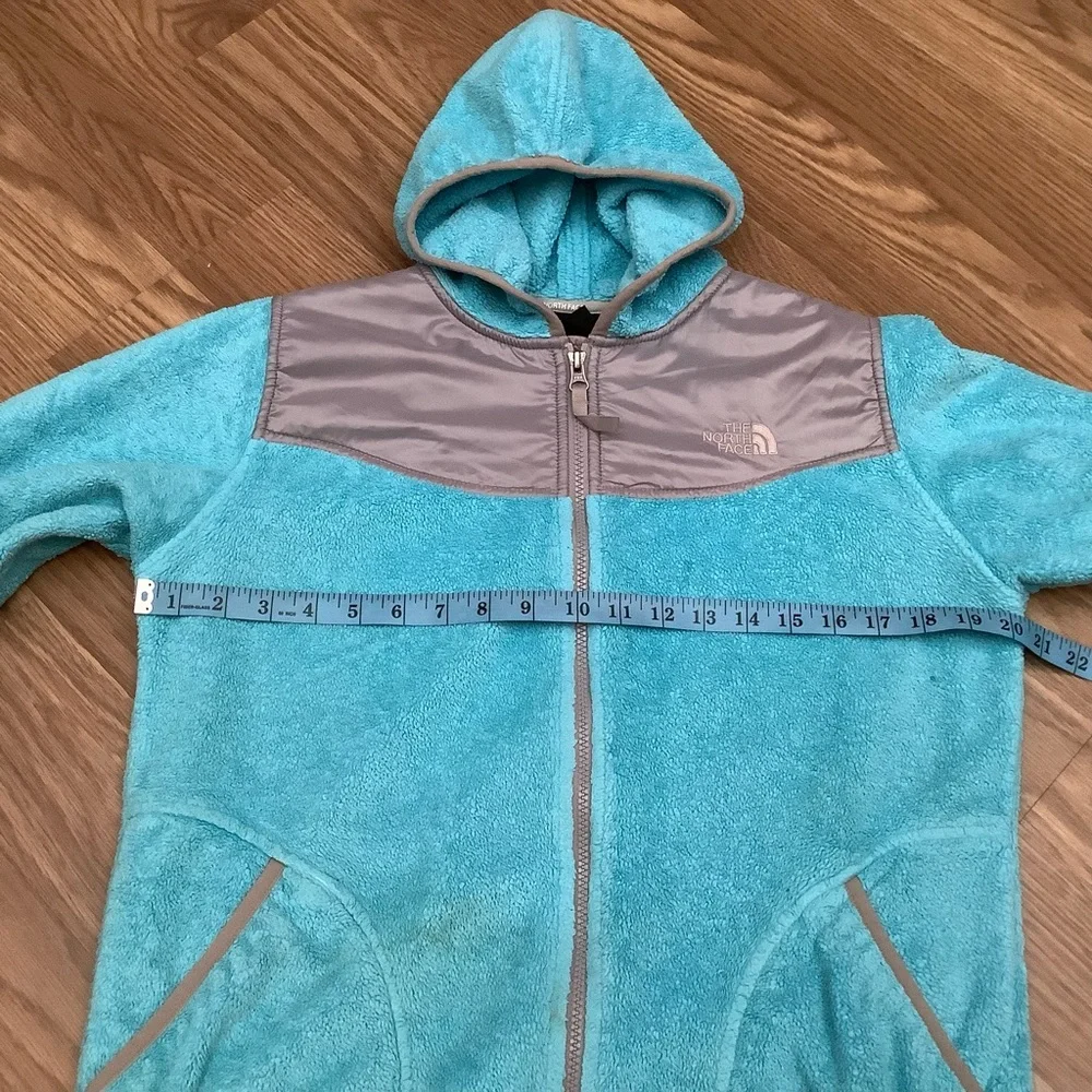 The North Face stay warm